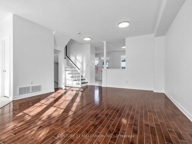 10569 Bayview Avenue