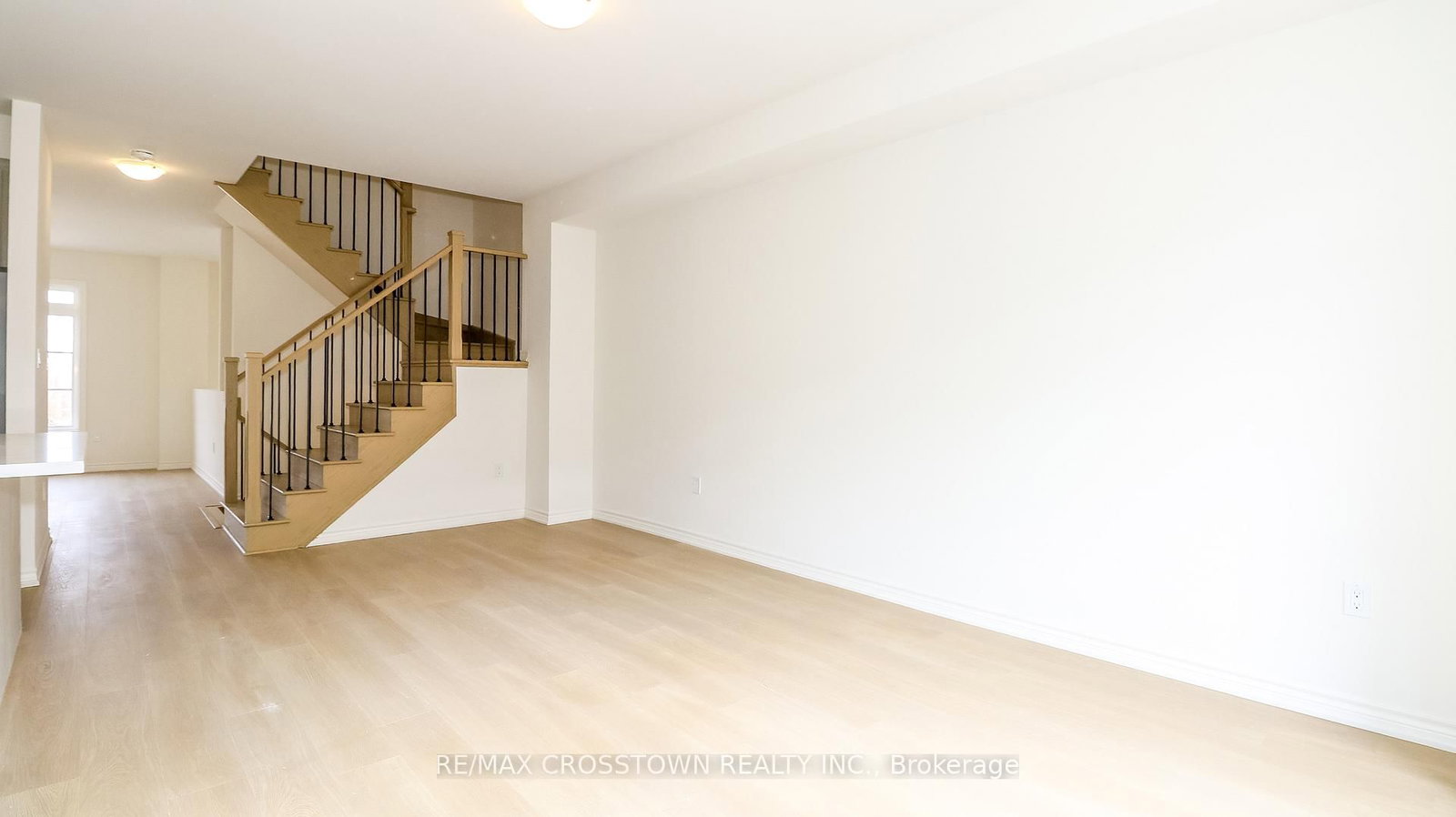 Townhouse for sale at (Unit 7)-1225 Corm Street, Innisfil, Ontario, L9S 4T9 - Alcona - MLS: N12880936