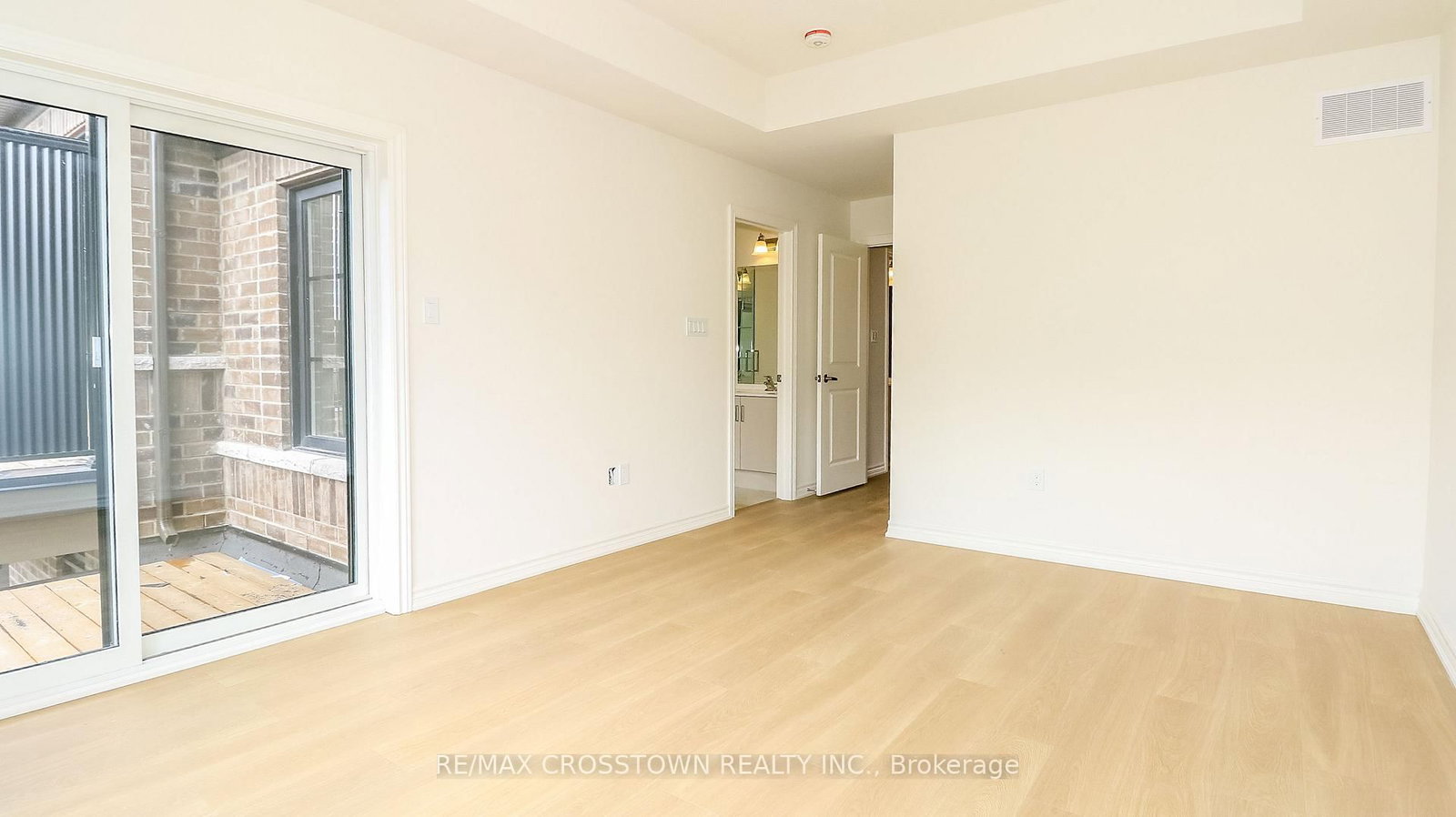 Townhouse for sale at (Unit 7)-1225 Corm Street, Innisfil, Ontario, L9S 4T9 - Alcona - MLS: N12880936