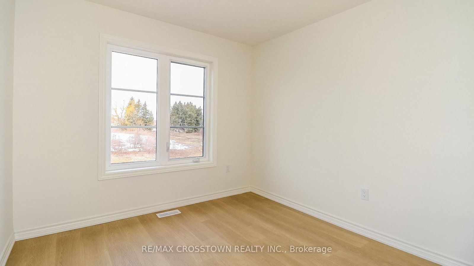 Townhouse for sale at (Unit 7)-1225 Corm Street, Innisfil, Ontario, L9S 4T9 - Alcona - MLS: N12880936