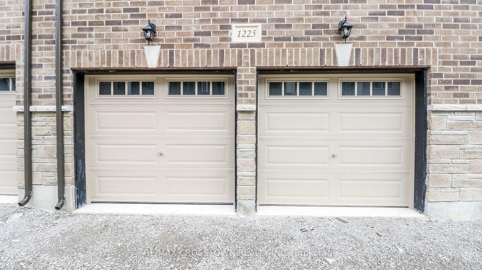 Townhouse for sale at (Unit 7)-1225 Corm Street, Innisfil, Ontario, L9S 4T9 - Alcona - MLS: N12880936