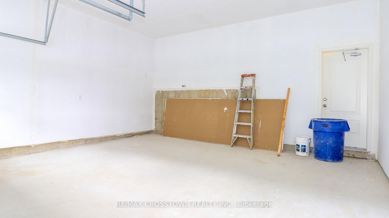 Townhouse for sale at (Unit 7)-1225 Corm Street, Innisfil, Ontario, L9S 4T9 - Alcona - MLS: N12880936