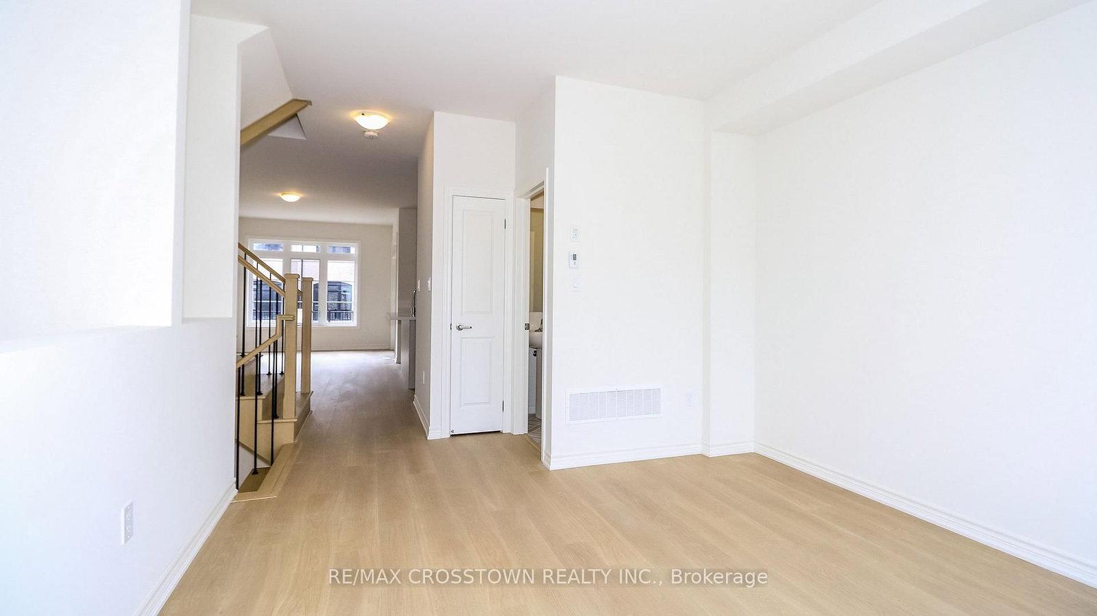 Townhouse for sale at (Unit 7)-1225 Corm Street, Innisfil, Ontario, L9S 4T9 - Alcona - MLS: N12880936