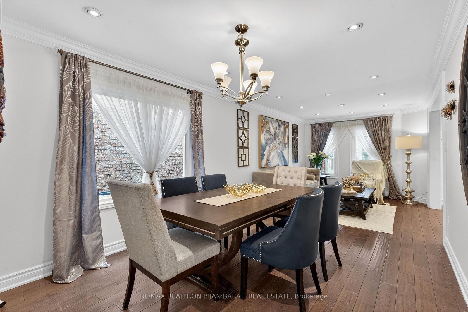 Detached House for sale at 92 Weldrick Road, Richmond Hill, Ontario, L4C 8T7 - Harding - MLS: N12881346