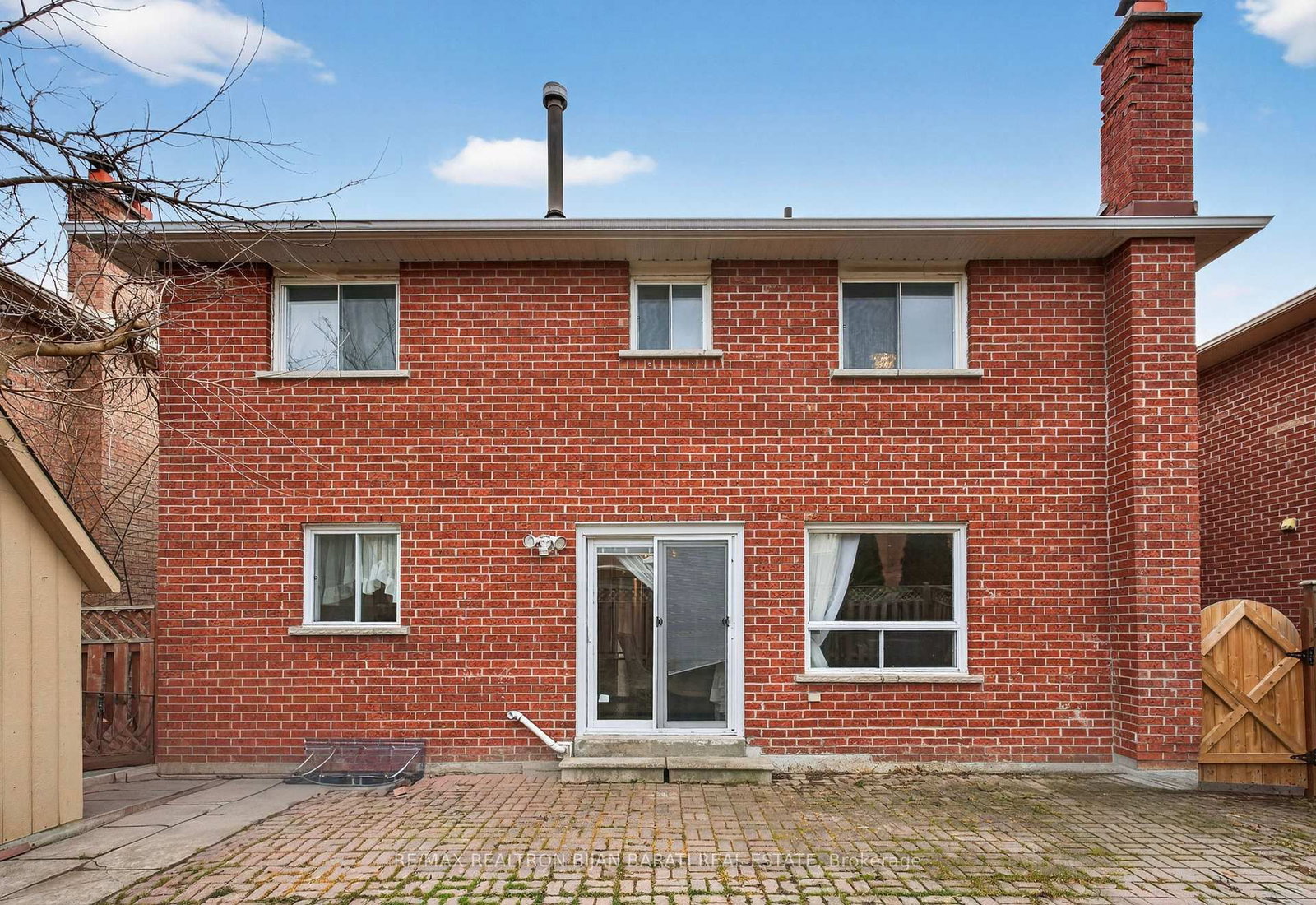 Detached House for sale at 92 Weldrick Road, Richmond Hill, Ontario, L4C 8T7 - Harding - MLS: N12881346