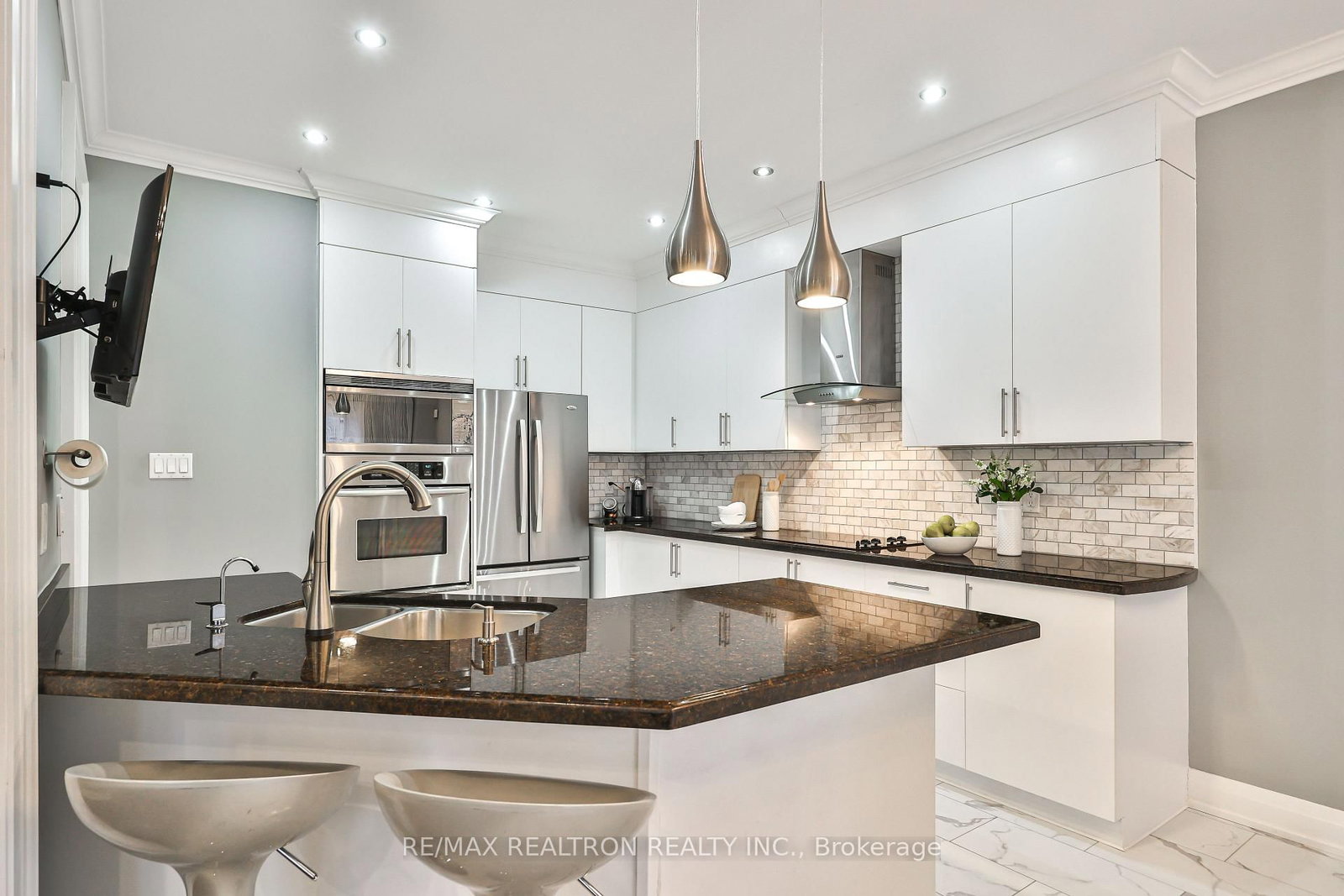 Detached House for sale at 14 Daphnia Drive, Vaughan, Ontario, L4J 8X1 - Patterson - MLS: N12881380