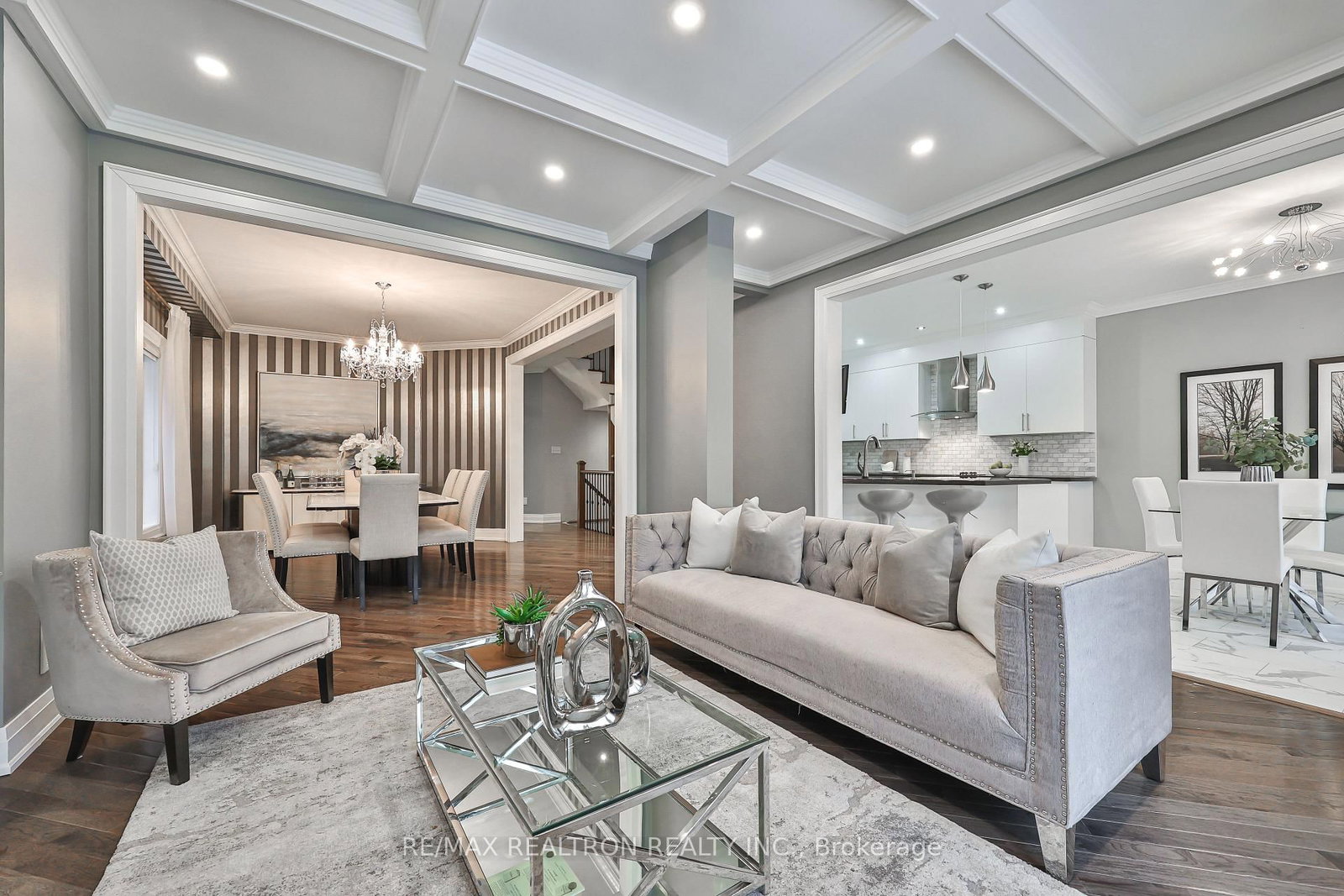 Detached House for sale at 14 Daphnia Drive, Vaughan, Ontario, L4J 8X1 - Patterson - MLS: N12881380