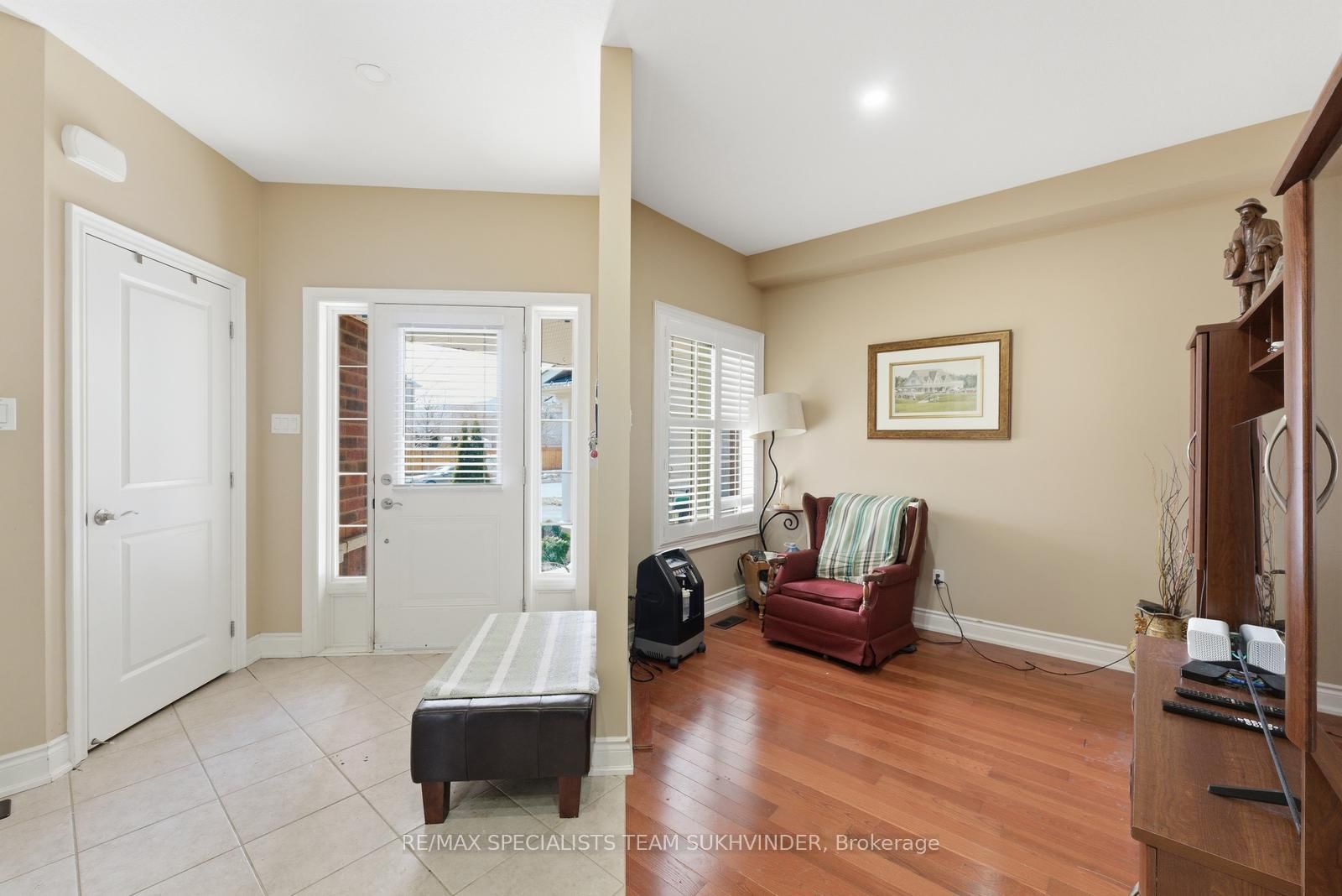 Detached House for sale at 106 Falkner Road, New Tecumseth, Ontario, L9R 0C1 - Alliston - MLS: N12881532