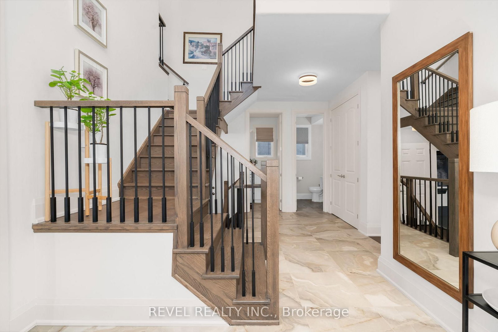 Detached House for sale at 51 Wood Crescent, Essa, Ontario, L3W 0M5 - Angus - MLS: N12881580