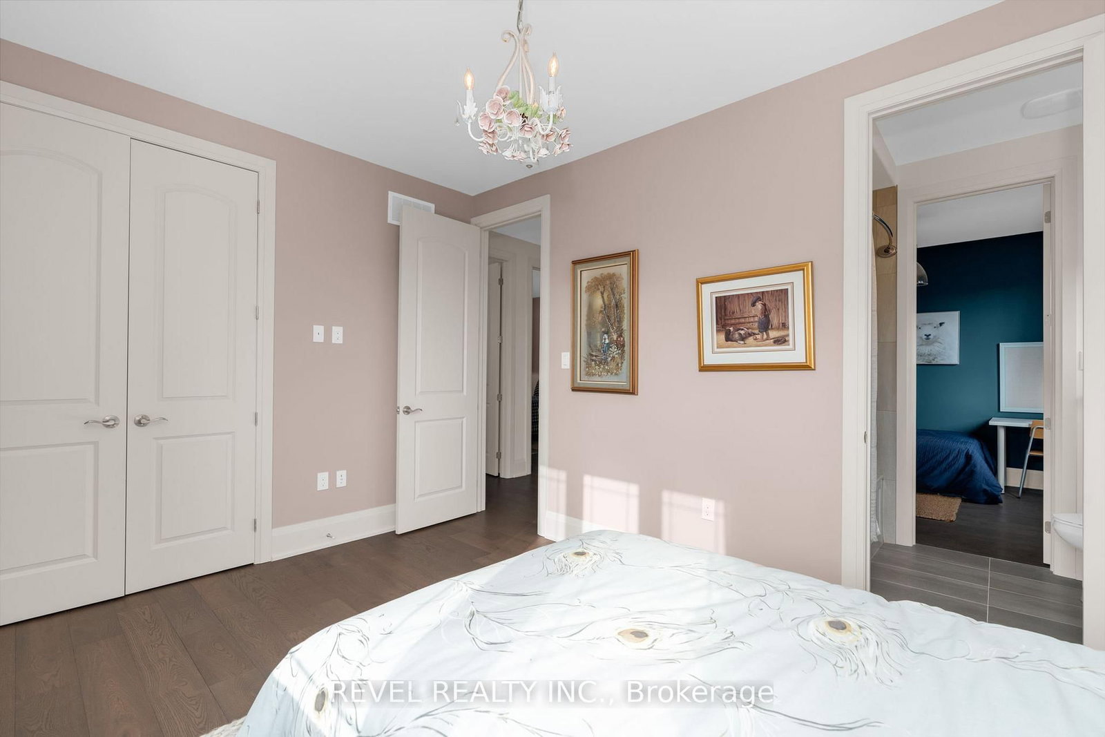 Detached House for sale at 51 Wood Crescent, Essa, Ontario, L3W 0M5 - Angus - MLS: N12881580