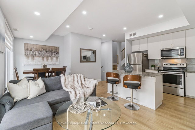 D203 - 5289 Highway 7