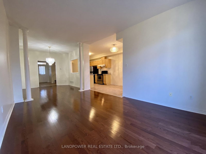 34 Cameo Dr, Richmond Hill, L4S 2C3 | Image 3