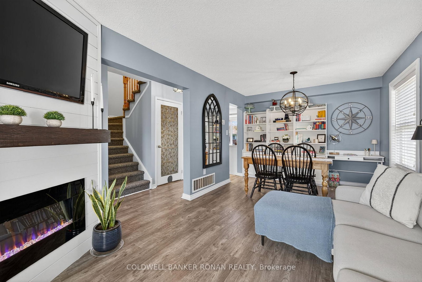 Detached House for sale at 82 Oak Street, New Tecumseth, Ontario, L9R 1P3 - Alliston - MLS: N12883364