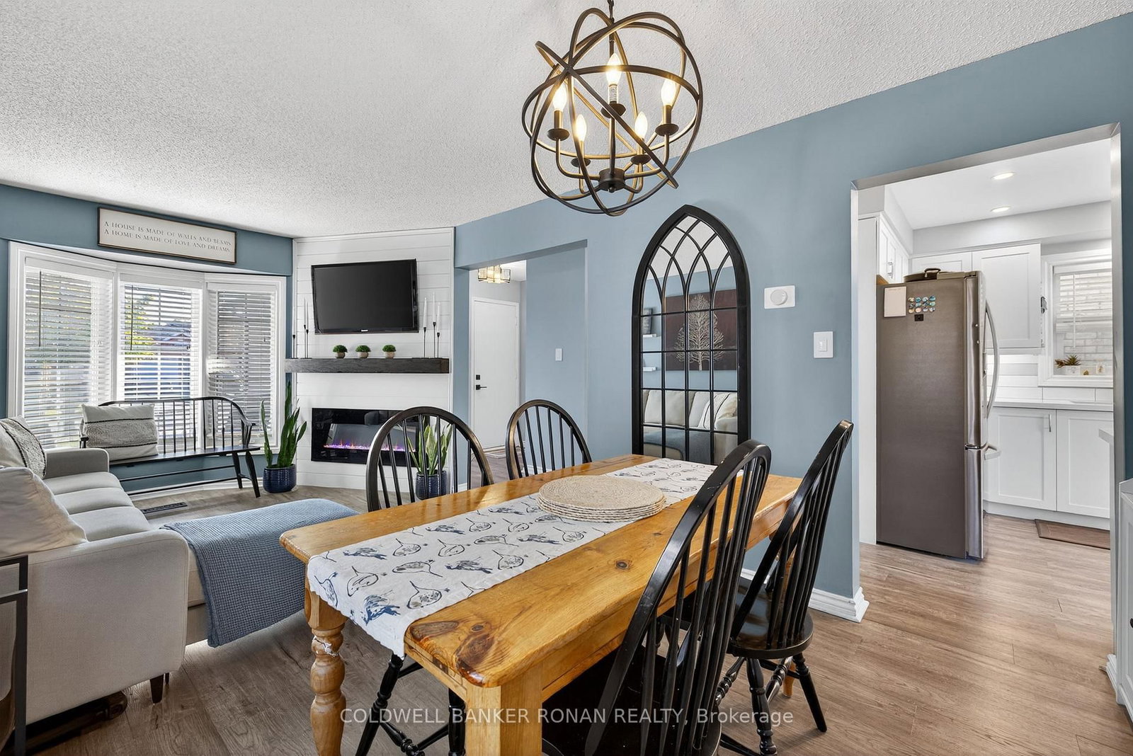 Detached House for sale at 82 Oak Street, New Tecumseth, Ontario, L9R 1P3 - Alliston - MLS: N12883364