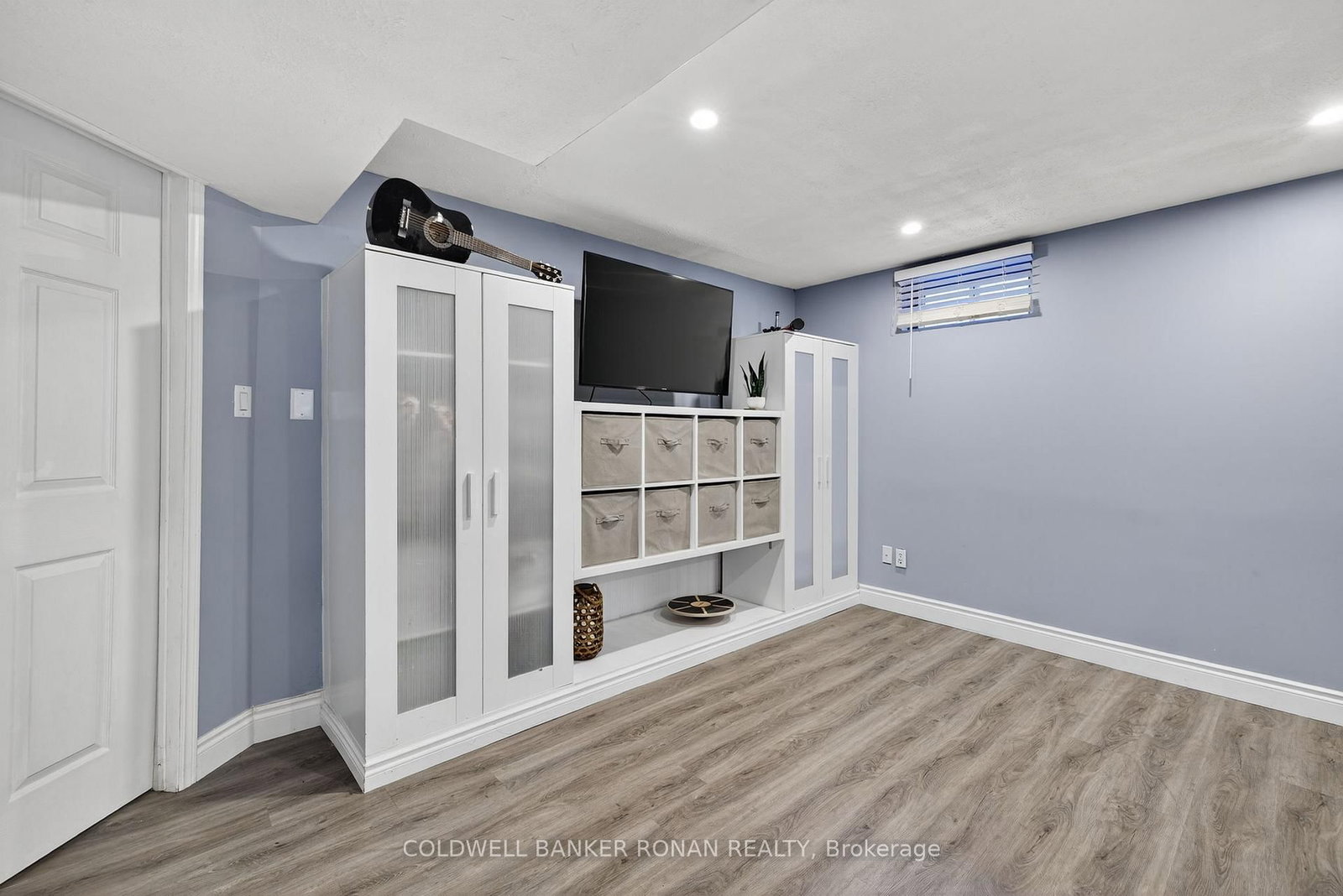 Detached House for sale at 82 Oak Street, New Tecumseth, Ontario, L9R 1P3 - Alliston - MLS: N12883364