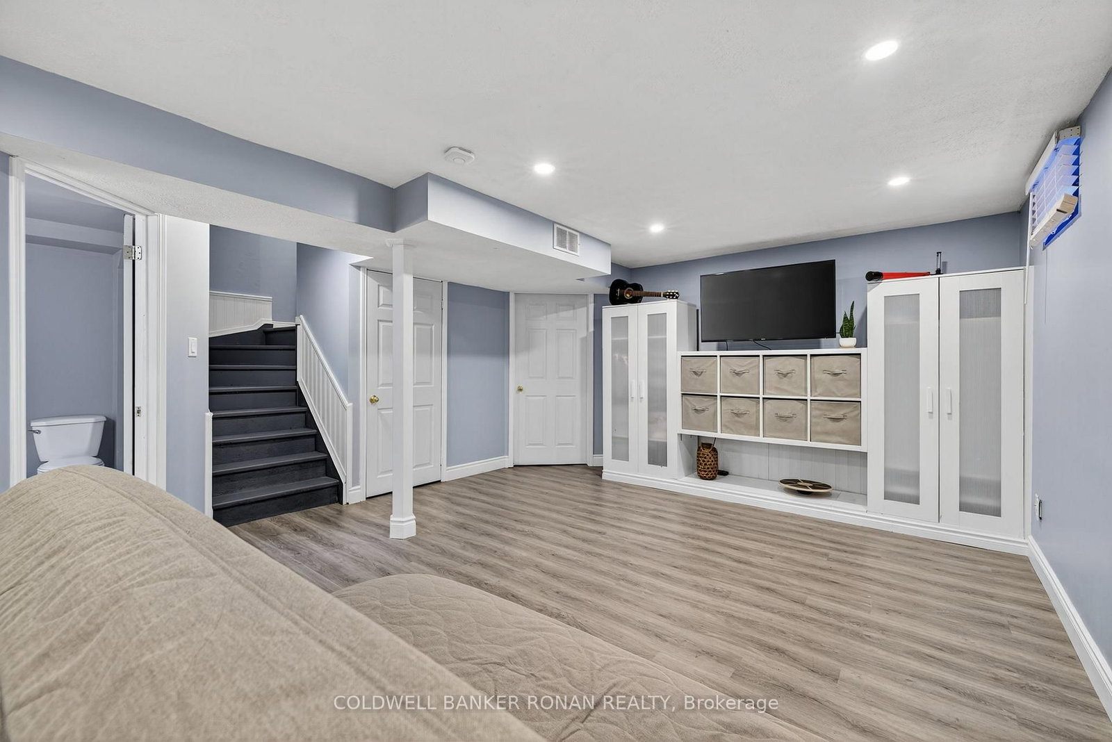 Detached House for sale at 82 Oak Street, New Tecumseth, Ontario, L9R 1P3 - Alliston - MLS: N12883364