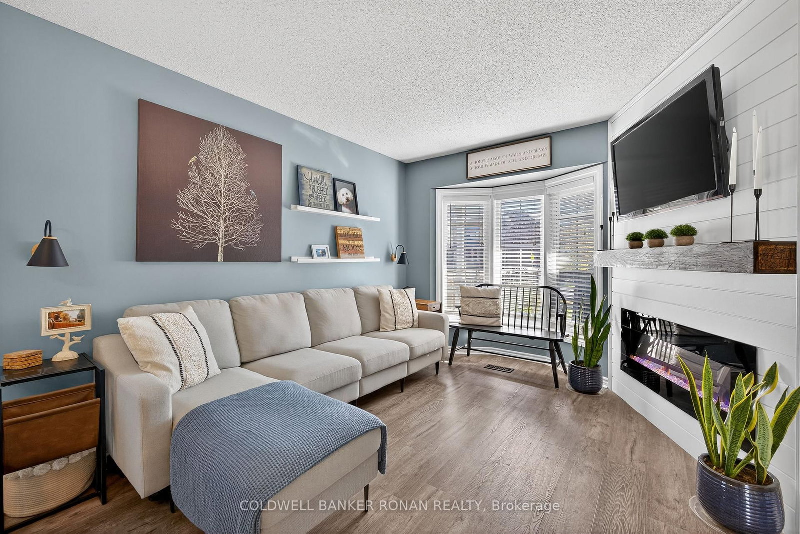 Detached House for sale at 82 Oak Street, New Tecumseth, Ontario, L9R 1P3 - Alliston - MLS: N12883364