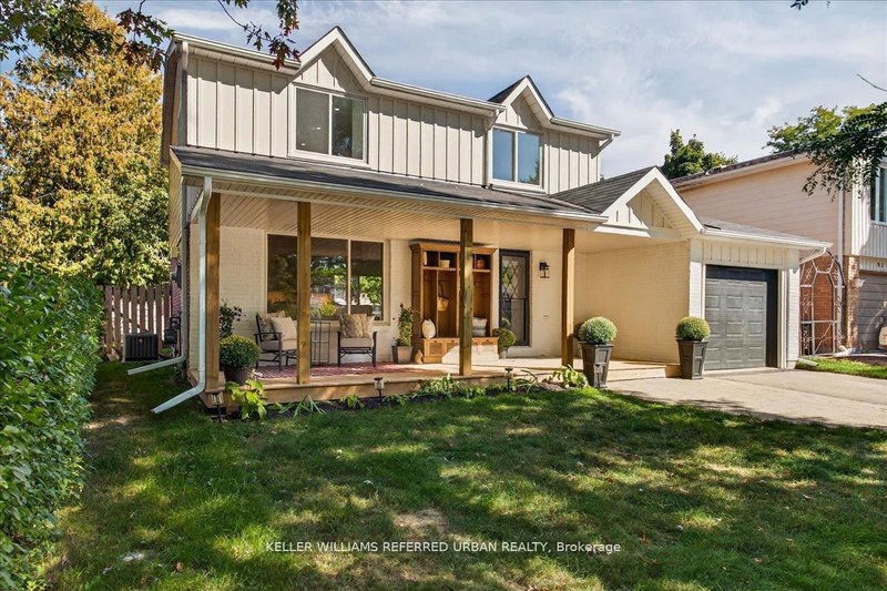 79 The Boulevard Ave, New Tecumseth, L0G 1W0 | Image 2