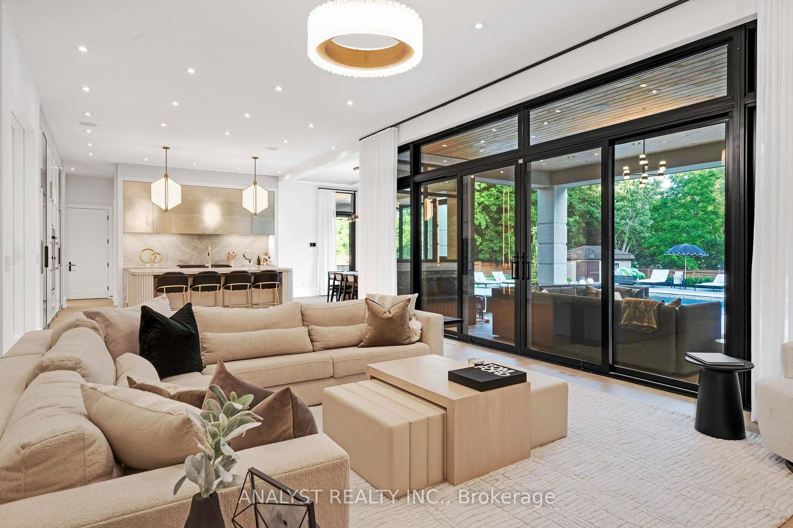 Detached House for sale at 81 Ellis Avenue, King, Ontario, L0G 1N0 - Nobleton - MLS: N12883984