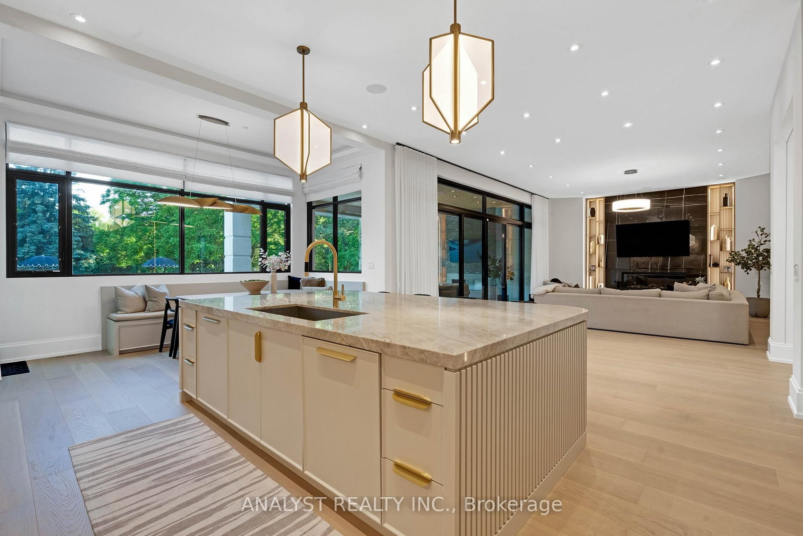 Detached House for sale at 81 Ellis Avenue, King, Ontario, L0G 1N0 - Nobleton - MLS: N12883984