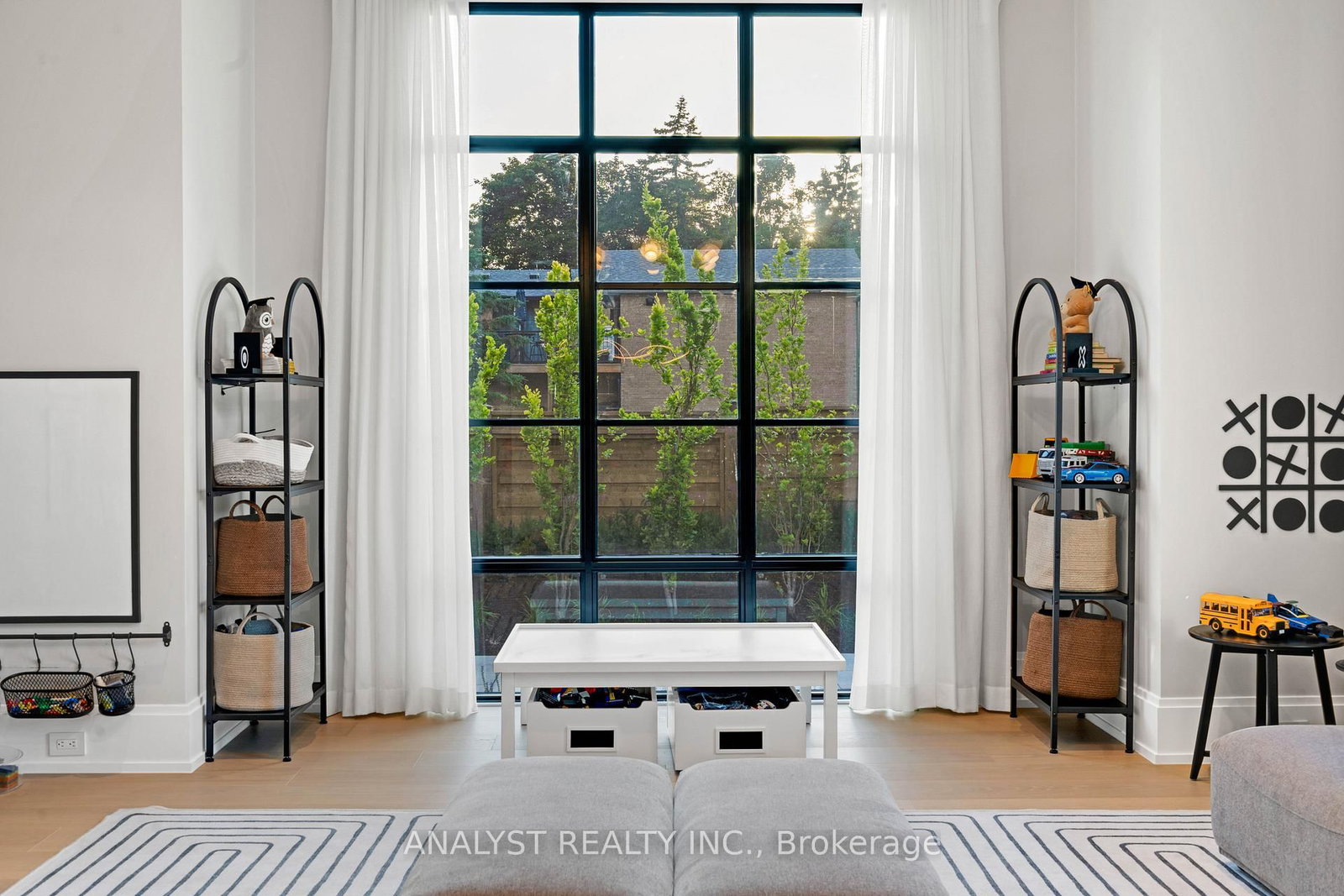 Detached House for sale at 81 Ellis Avenue, King, Ontario, L0G 1N0 - Nobleton - MLS: N12883984