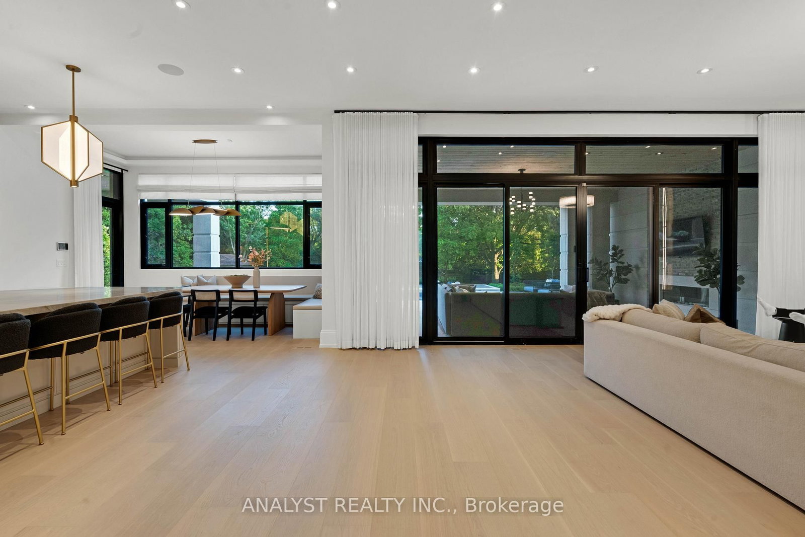 Detached House for sale at 81 Ellis Avenue, King, Ontario, L0G 1N0 - Nobleton - MLS: N12883984