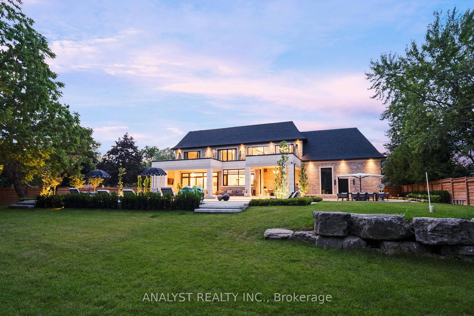 Detached House for sale at 81 Ellis Avenue, King, Ontario, L0G 1N0 - Nobleton - MLS: N12883984