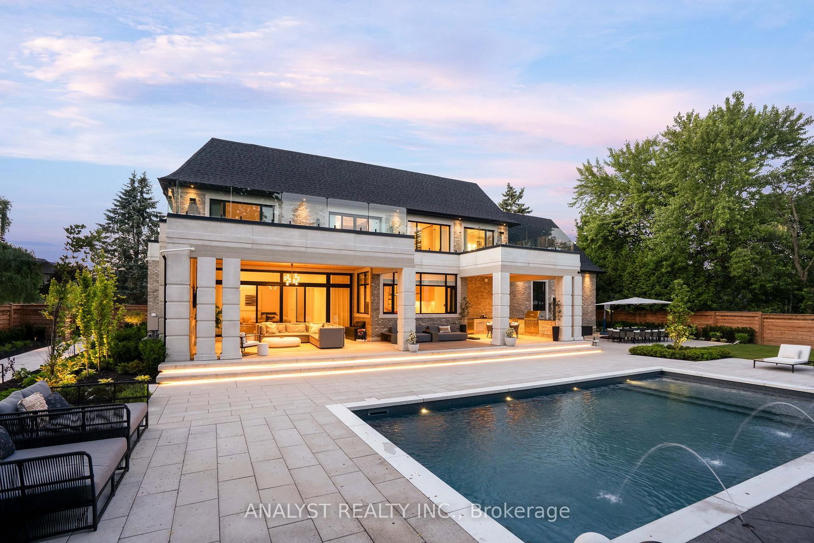 Detached House for sale at 81 Ellis Avenue, King, Ontario, L0G 1N0 - Nobleton - MLS: N12883984