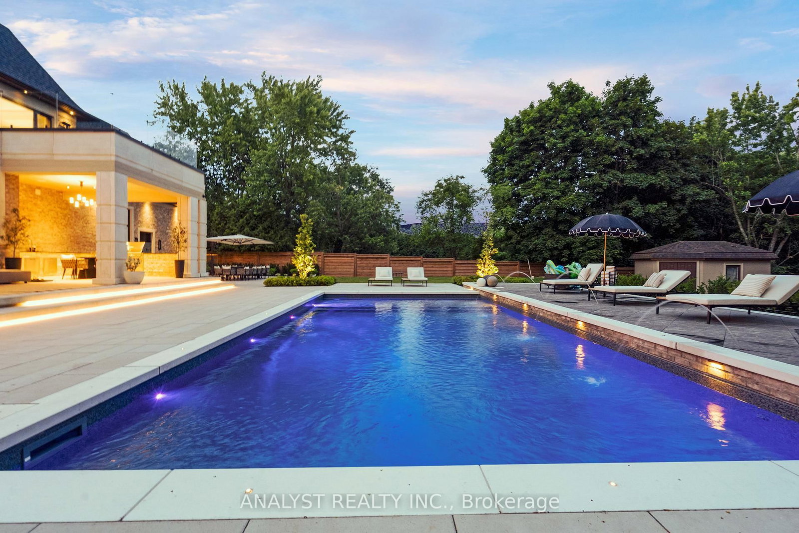 Detached House for sale at 81 Ellis Avenue, King, Ontario, L0G 1N0 - Nobleton - MLS: N12883984