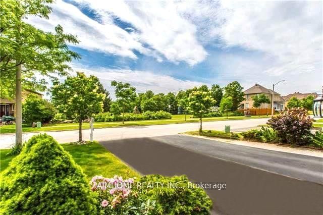 228 Kimono Cres, Richmond Hill, L4S 2A4 | Image 2