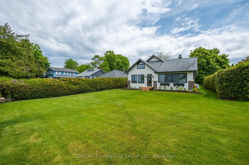 911 Lake Dr N, Georgina, L4P 3E9 | Image 3