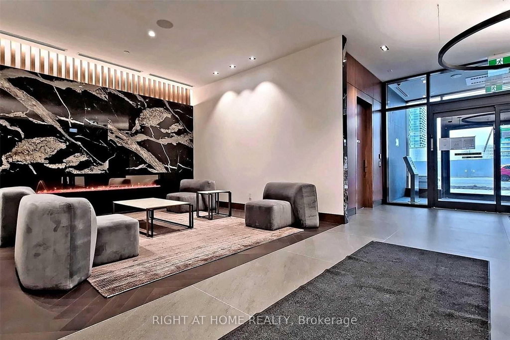 3601 - 7895 JANE Street 5