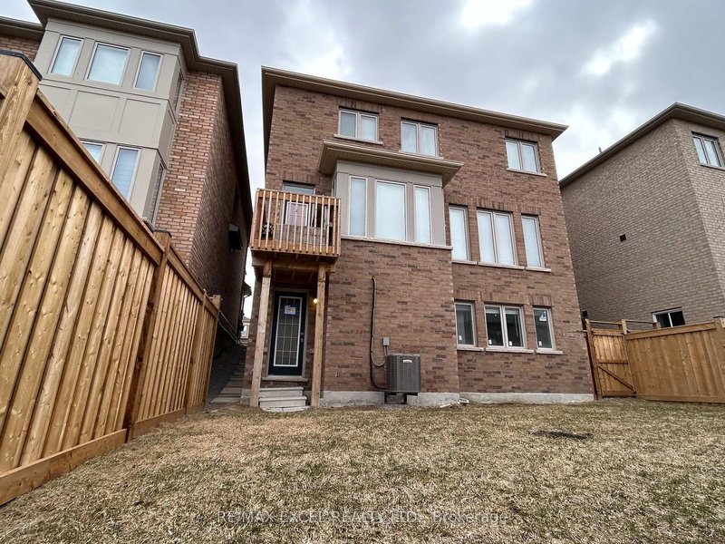 Bsmt - 74 Balsdon Hllw W, East Gwillimbury, L9N 0Y1 | Image 2