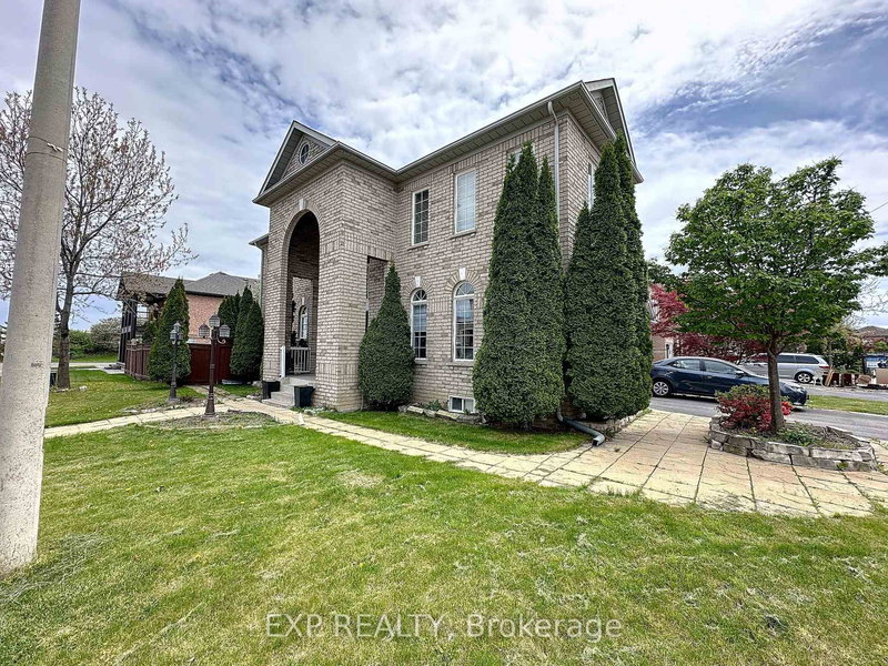 129 Ledge Rock Dr, Vaughan, L4H 2G7 | Image 2