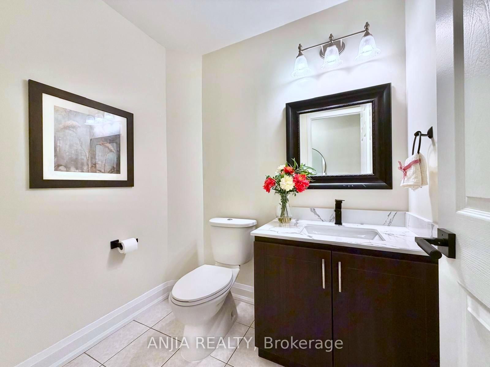 Detached House for sale at 43 Leno Mills Avenue, Richmond Hill, Ontario, L4S 1C2 - Devonsleigh - MLS: N12886264