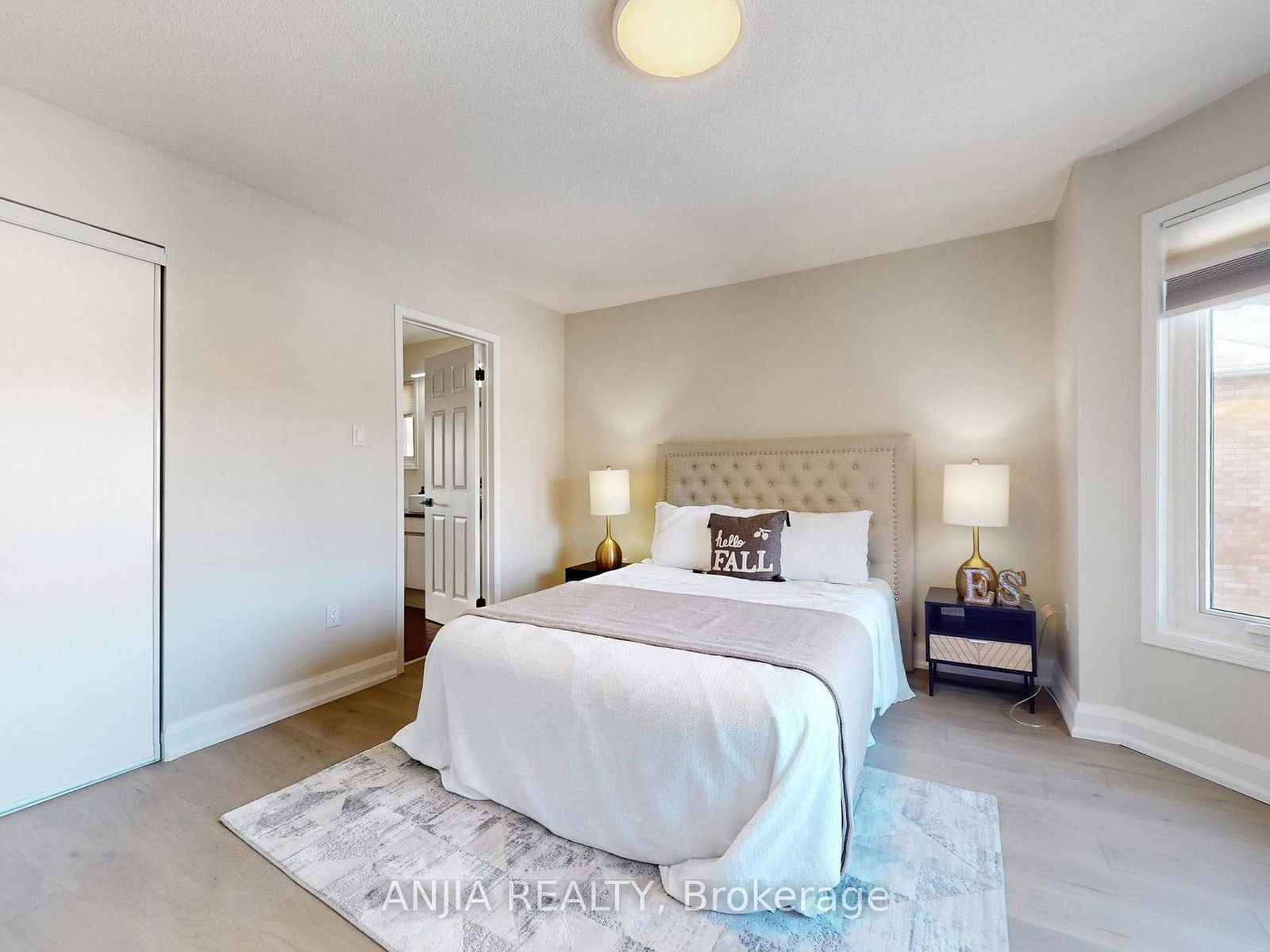 Detached House for sale at 43 Leno Mills Avenue, Richmond Hill, Ontario, L4S 1C2 - Devonsleigh - MLS: N12886264