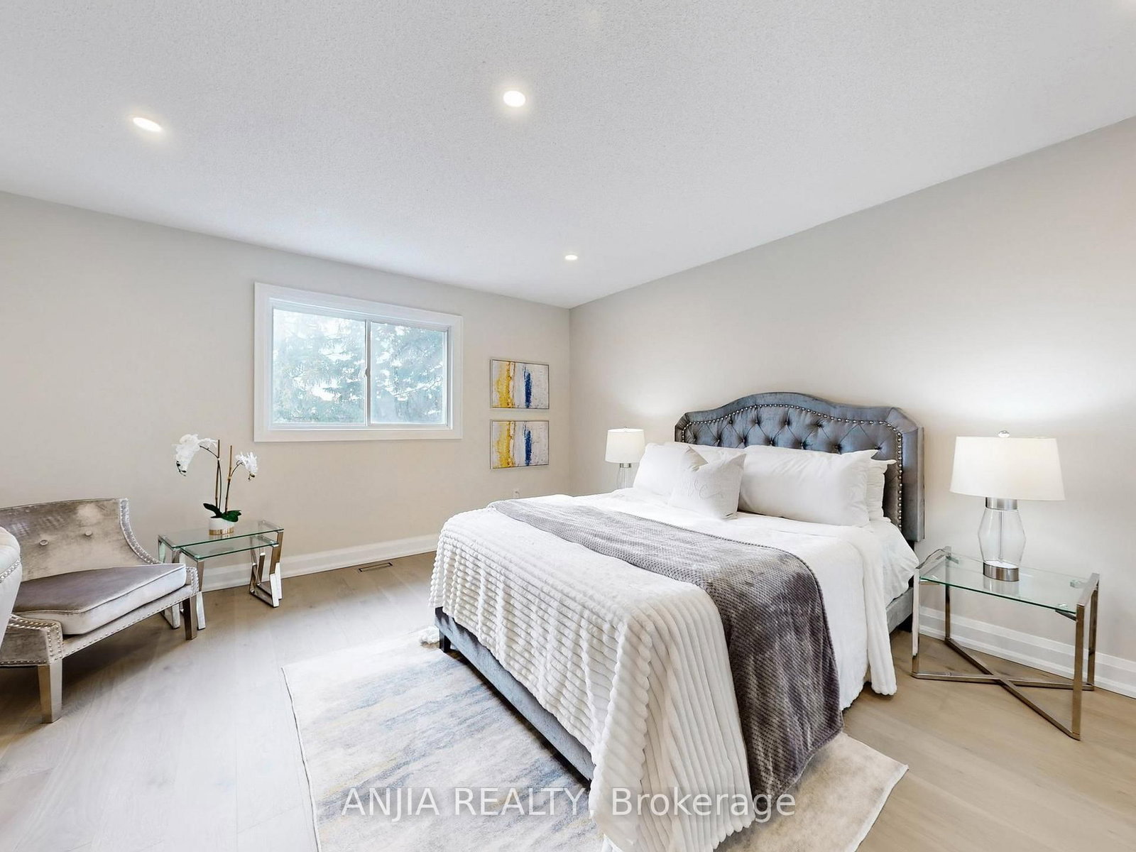 Detached House for sale at 43 Leno Mills Avenue, Richmond Hill, Ontario, L4S 1C2 - Devonsleigh - MLS: N12886264