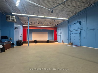 4 - 221 Whitehall Dr | Markham | Image