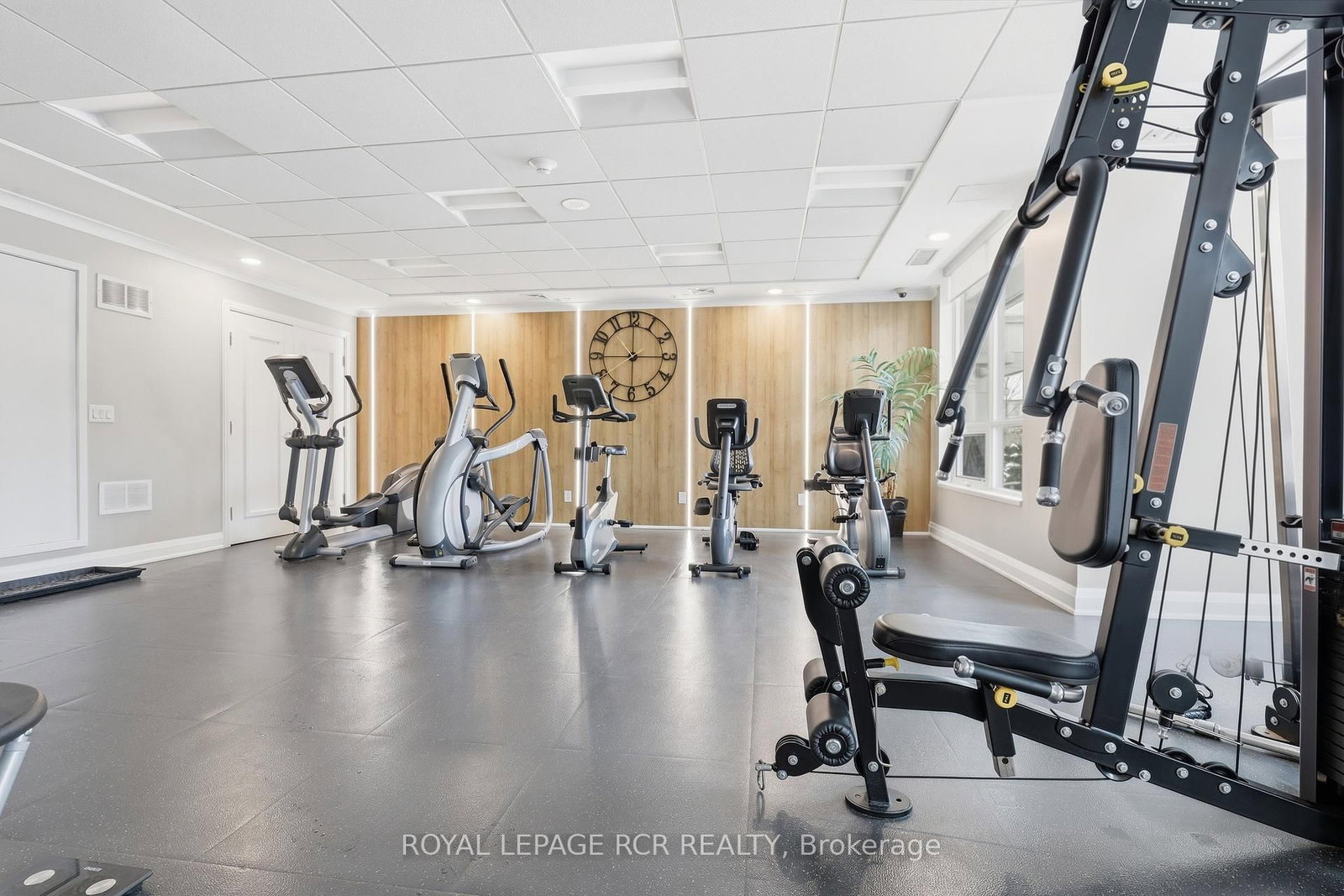 30 North Park Road, Unit 109 - Photo 21