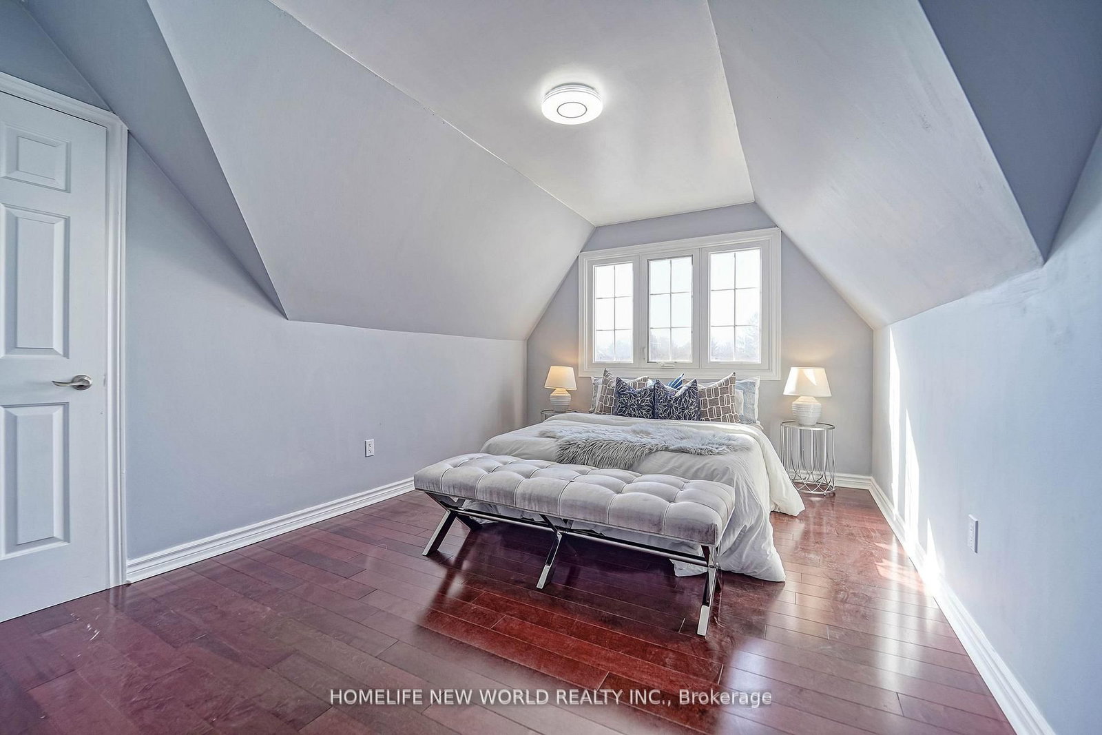 Detached House for sale at 15 Marylebone Crescent, Richmond Hill, Ontario, L4E 2L5 - Oak Ridges Lake Wilcox - MLS: N12886826