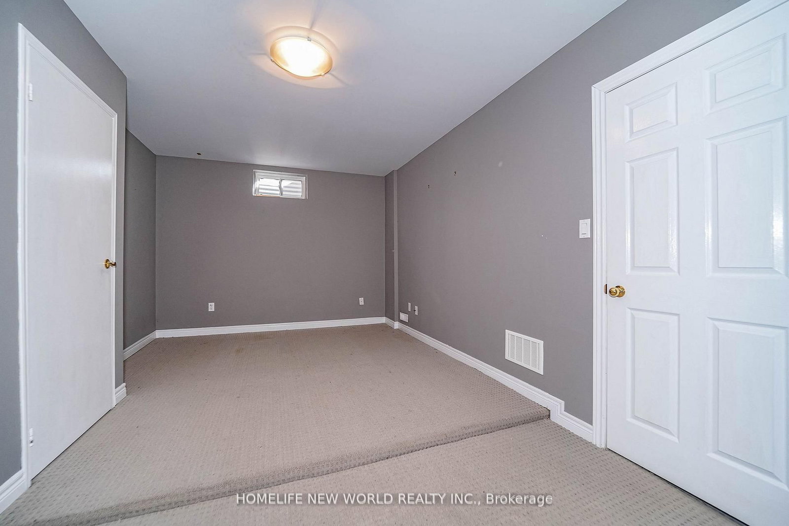 Detached House for sale at 15 Marylebone Crescent, Richmond Hill, Ontario, L4E 2L5 - Oak Ridges Lake Wilcox - MLS: N12886826