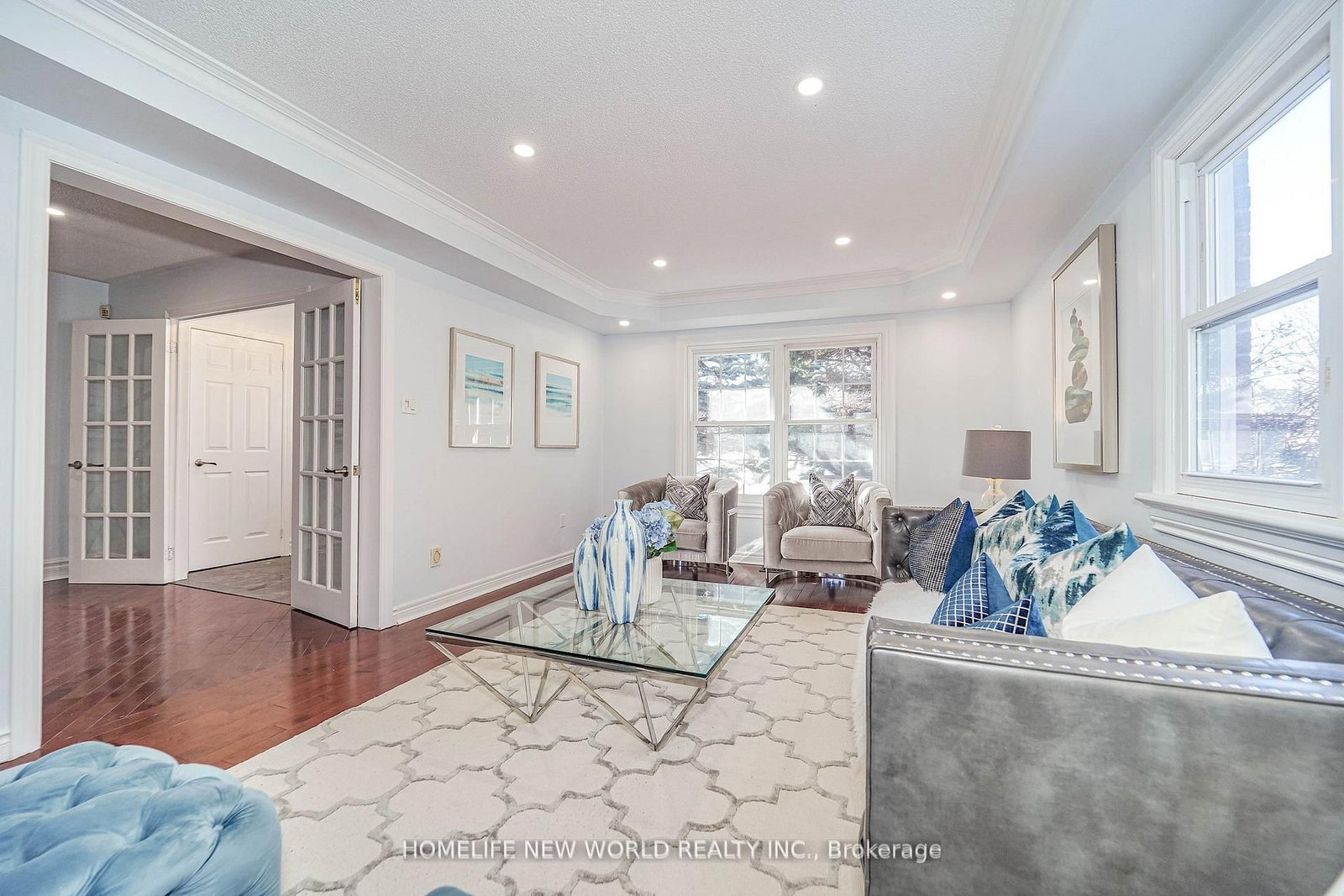 Detached House for sale at 15 Marylebone Crescent, Richmond Hill, Ontario, L4E 2L5 - Oak Ridges Lake Wilcox - MLS: N12886826