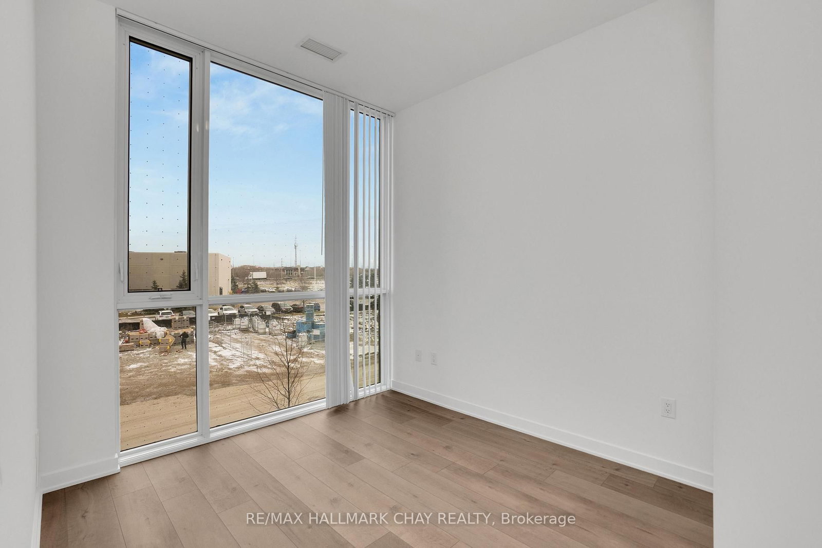 60 Honeycrisp Crescent, Unit 217 - Photo 10