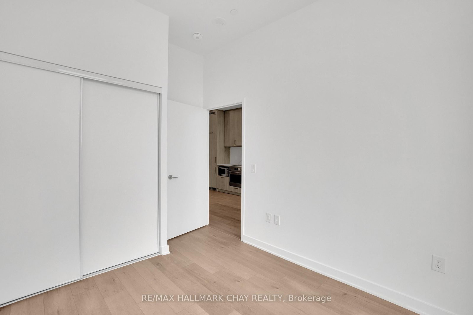 60 Honeycrisp Crescent, Unit 217 - Photo 11