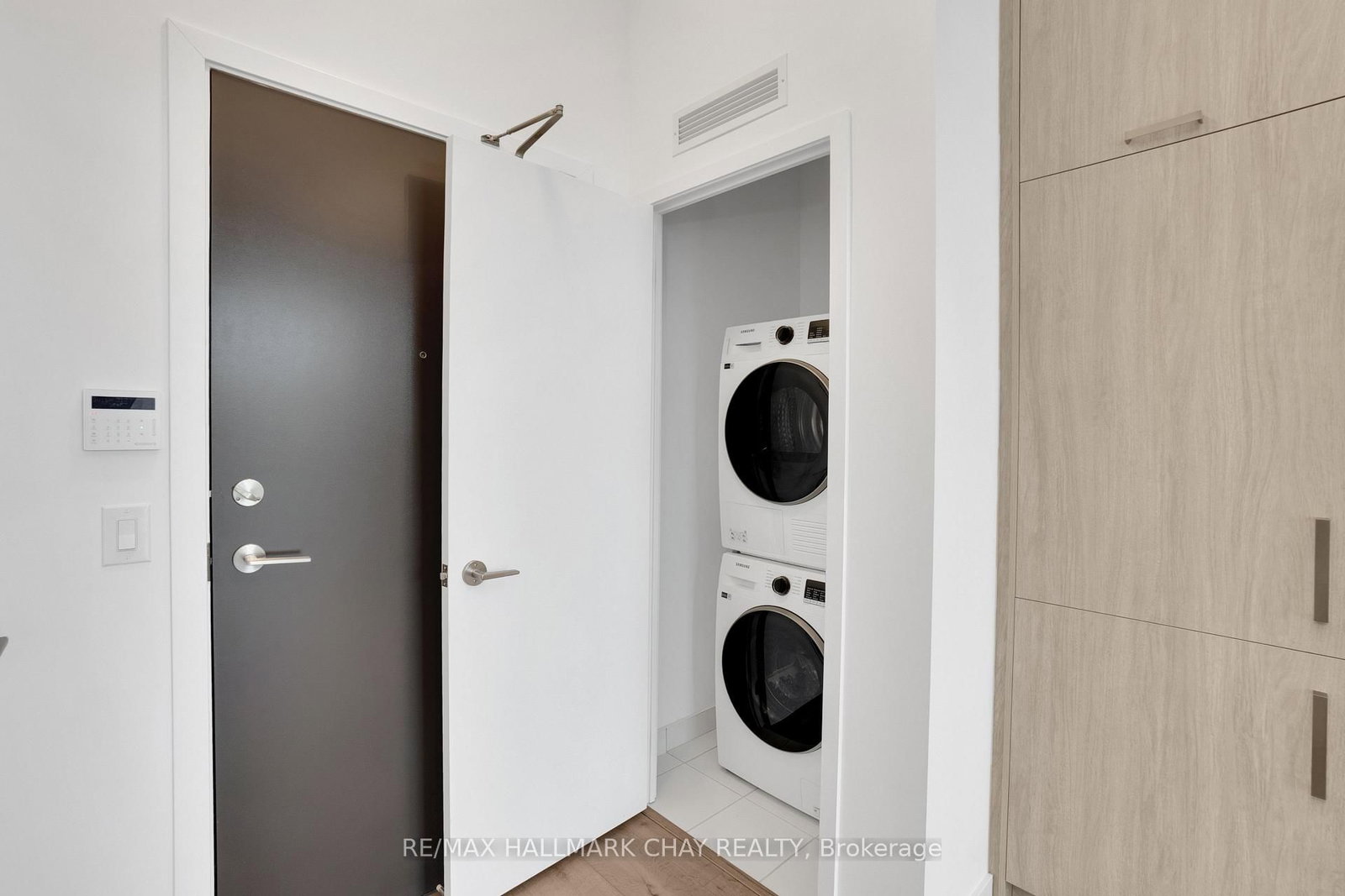 60 Honeycrisp Crescent, Unit 217 - Photo 13