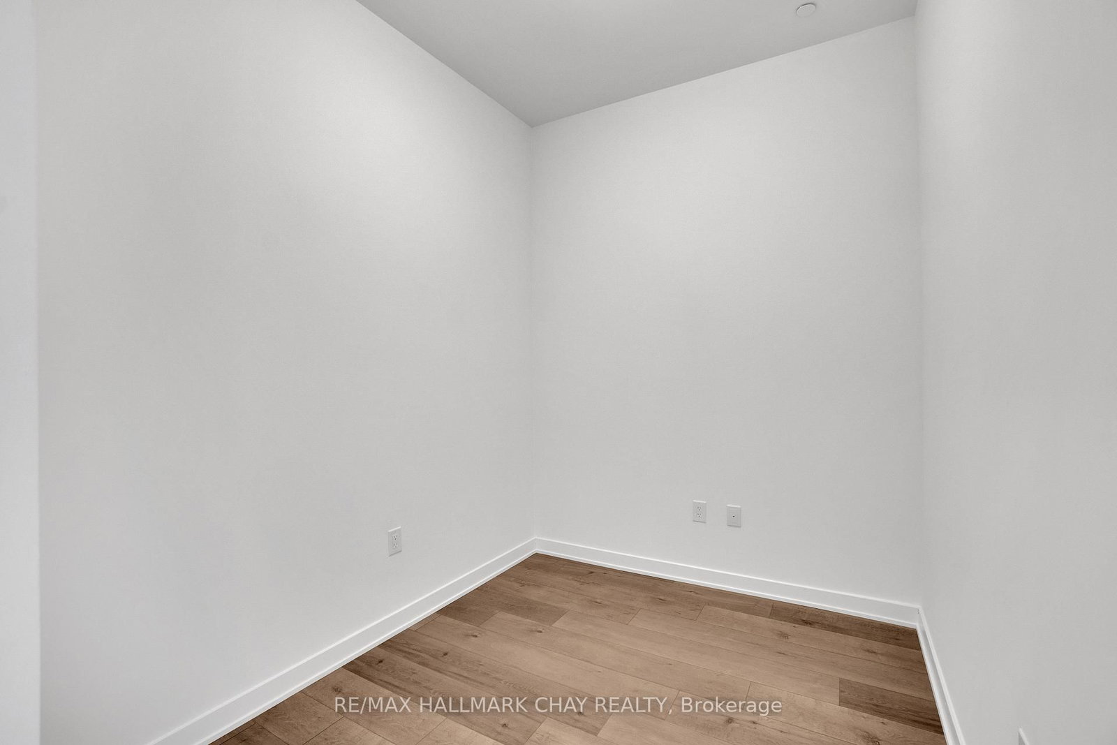 60 Honeycrisp Crescent, Unit 217 - Photo 9