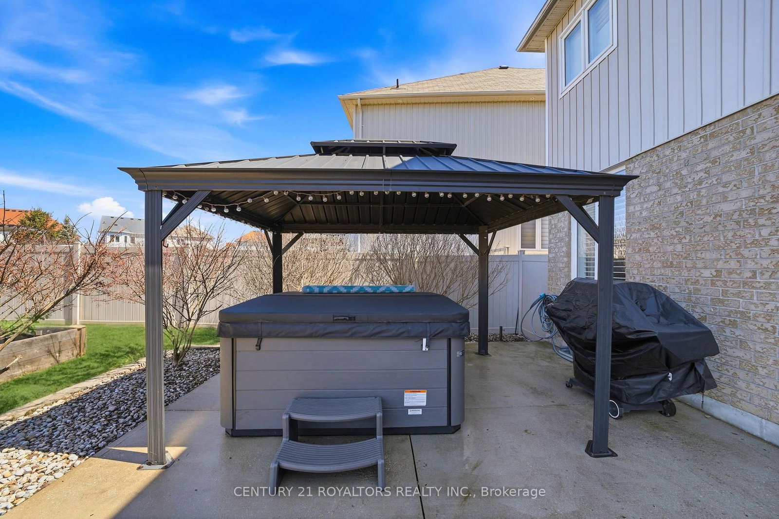 Detached House for sale at 74 Latimer Avenue, Essa, Ontario, L0M 1B5 - Angus - MLS: N12887762