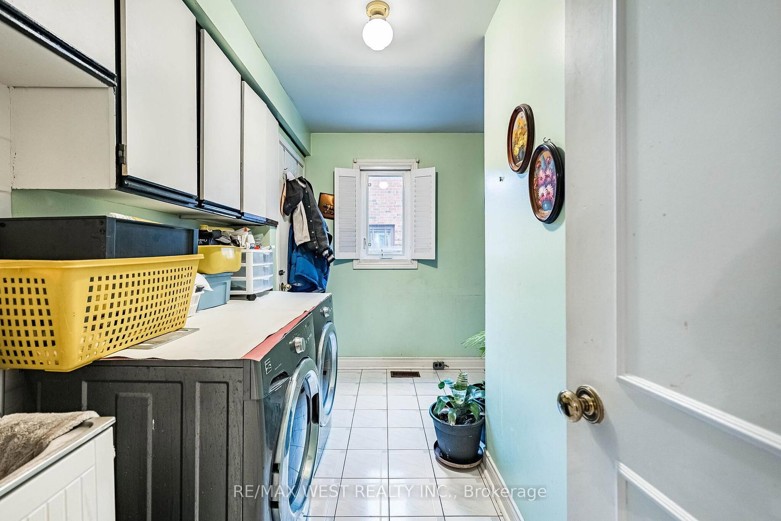 Detached House for sale at 81 Vera Street, Vaughan, Ontario, L4L 5S4 - East Woodbridge - MLS: N12888034