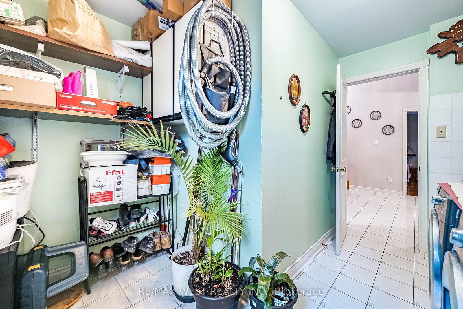 Detached House for sale at 81 Vera Street, Vaughan, Ontario, L4L 5S4 - East Woodbridge - MLS: N12888034