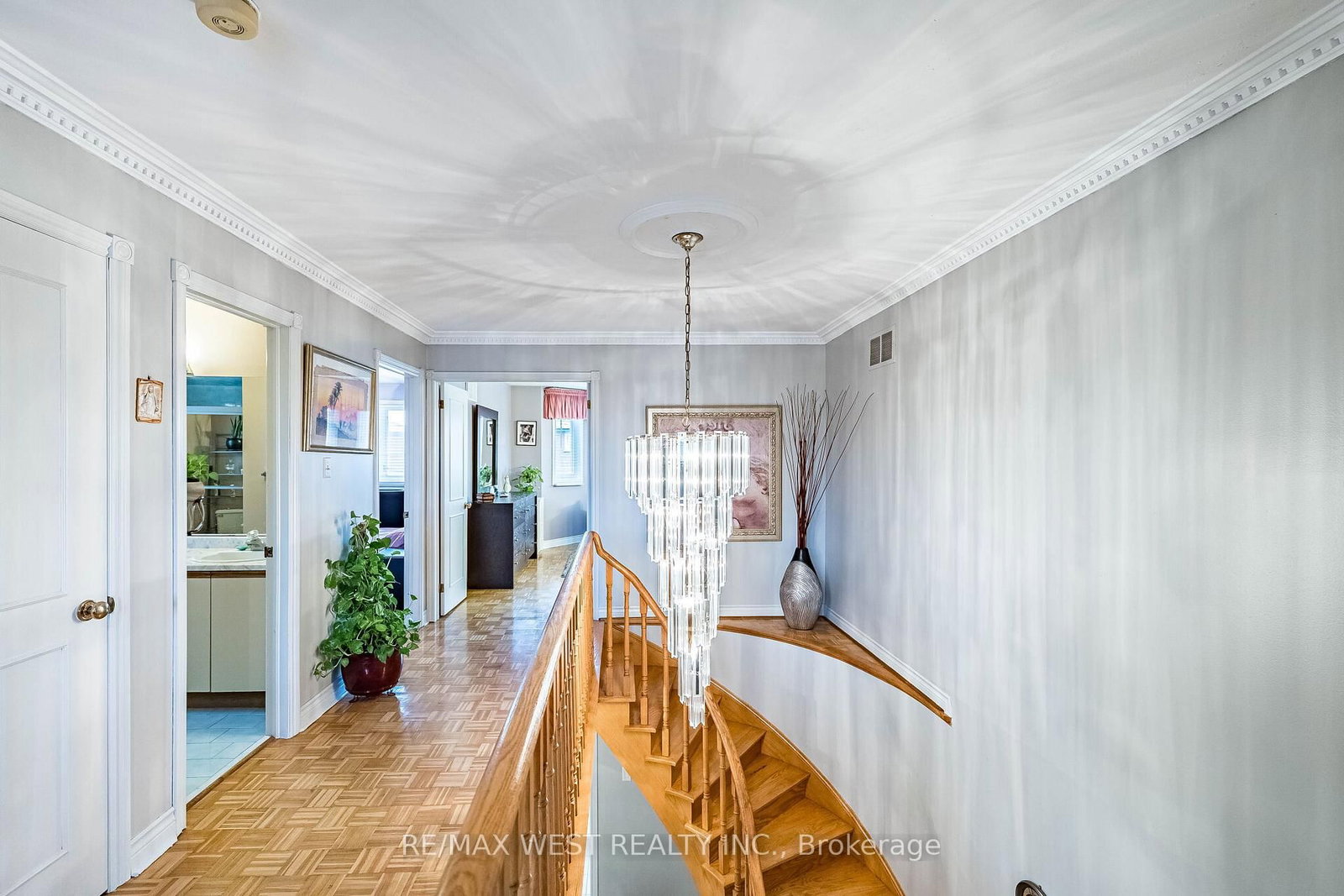 Detached House for sale at 81 Vera Street, Vaughan, Ontario, L4L 5S4 - East Woodbridge - MLS: N12888034